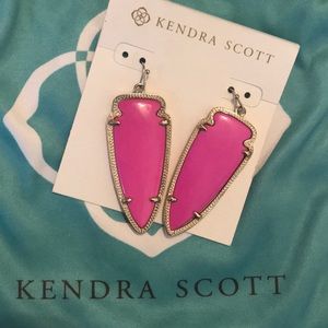 Kendra Scott Skylar Earrings - Magenta